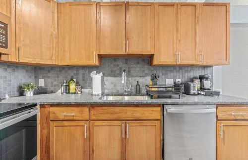 Downtown Loft l Cleveland l Parking l Cafe - Photo 5