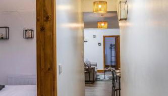 6 beds, 3 bedroom apartment in the centre of Southampton with free parking - Foto 2