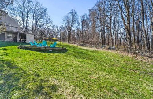 Luxe 10 guest Cottage Ski-Golf-Firepit-Lakes-Hike - Foto 16