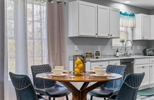 Emerald Lakes Poconos Retreat Game Room, Firepit & Sleeps 10 - Foto 22