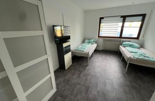 Monteurzimmer 1, Würzburg, Gerbrunn, Gemeinschaft Küche, WC, Dusche - Foto 5