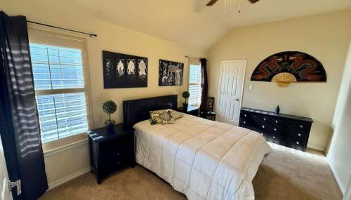 Luxury 5BR Retreat, Kid's Playroom! Near Lake Hubbard, Vineyard Views - Foto 2