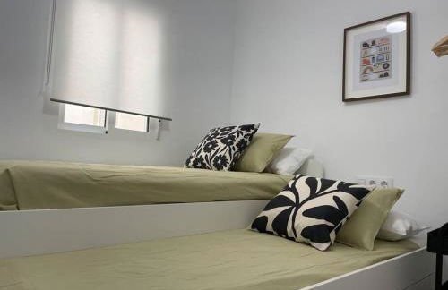 Jordi home 15 minutes to center by train - Foto 7