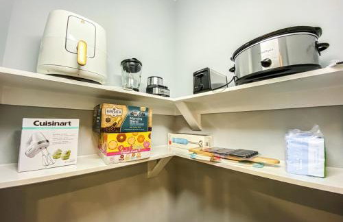 Modern new built in prime Raleigh location - Foto 18