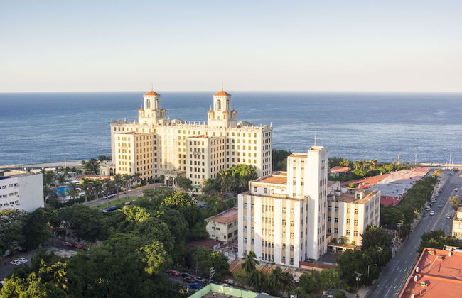 Aparthotel in Havana - Photo 56