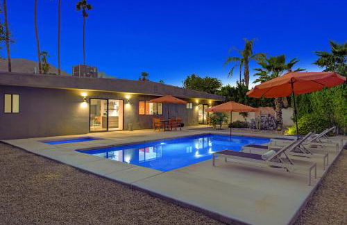 Ultra Luxury Resort Like Compound Pool, Spa, Fire Pit- Close to Everything- 4BD/2.5BTH - Foto 38