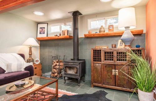 Your Spacious Escape: Creek, Pool, Sauna, Hot Tub - Foto 7