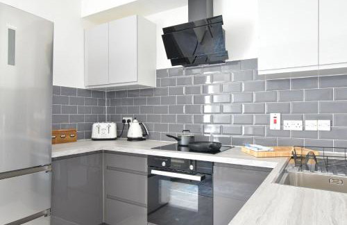 Luxury Spacious 2 bed Apartment - Foto 39