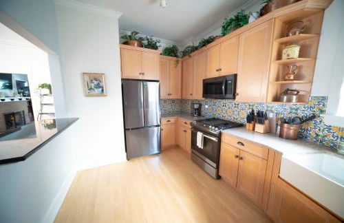 Bootlegger House Sleeps 10-20 Free TV & Parking - Foto 11