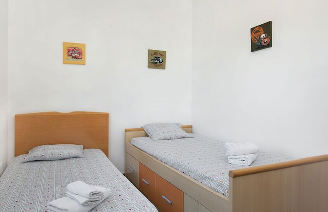 Camelia in Llafranc With 4 Bedrooms and 3 Bathrooms - Photo 6