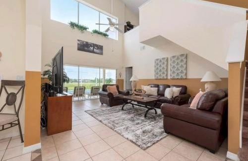 Grand Panoramic 5BR Pool Home near Disney Parks - Foto 14