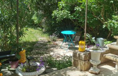 Cozy en centre ville dans un écrin de verdure - Foto 3