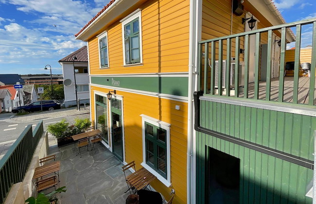 Vibrant Apartment on Bustling Street, Above a Restaurant - Perfect for Tourists, - Foto 38