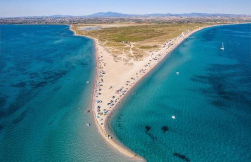 Infinite Blue, Horizon, Elegance, Hospitality - Photo 5