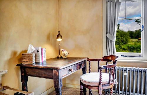 Gorgeous English Farmhouse Holiday Cottage for 9 and a half - Foto 17