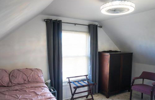 Lincoln Manor - Newly Renovated, 1mile from PHL Airport and Sports Stadiums - Foto 10