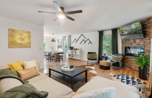 Cozy Retreat w Hot Tub Firepit & Grill near Bryce - Foto 3