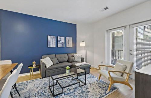 Modern 2BD - 5 Min DT, Gym, Parking, W-D - Sleeps 12 - Foto 16