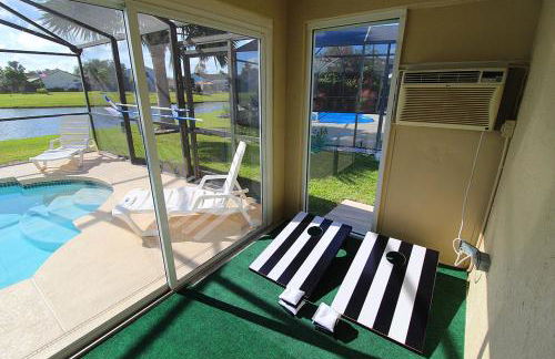 Lakefront Villa with private heated pool - Foto 40