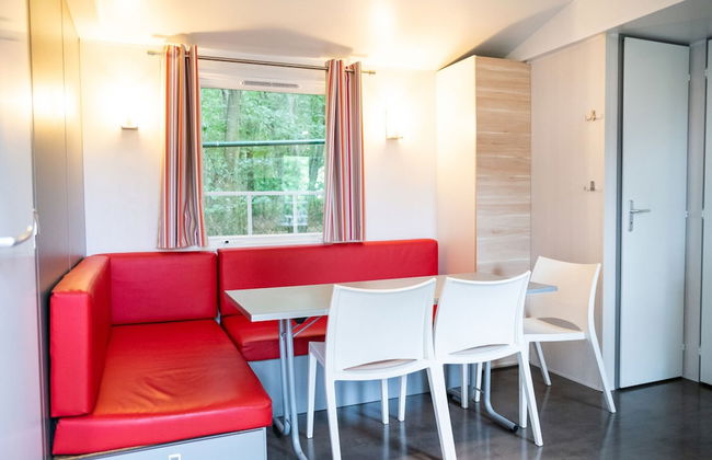 Chalet in Olloy-sur-viroin With Patio - Foto 16