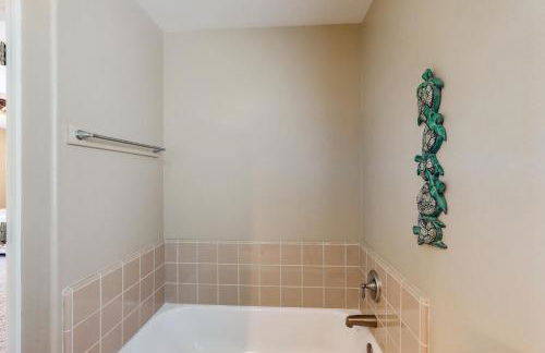 Creekside & Cozy - Foto 17