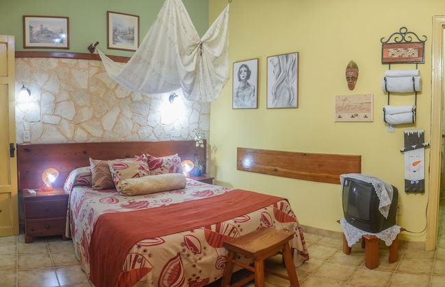 Aparthotel in Havana - Photo 4