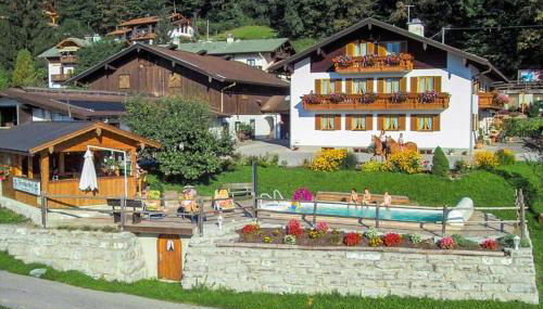 Triembachhof - Foto 1