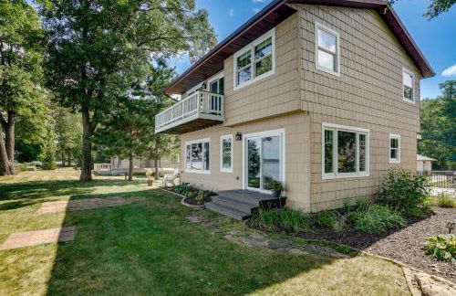 Lakefront Chippewa Falls Haven with Private Deck! - Foto 27