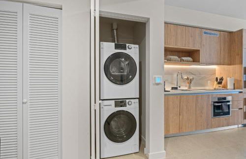 Modern Condo in Downtown Miami Near Bayside - Foto 37