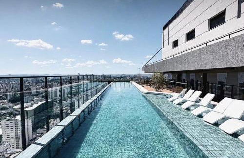 Lindo flat em prédio luxuoso - Excelente localização - Foto 30