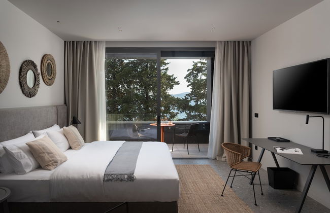 La Vista Suites - Photo 22