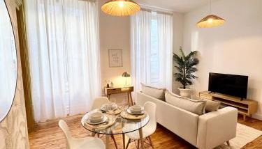 La plume dorée - Hotel de ville - Foto 4