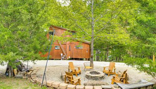 Hot Tub and Barrel Sauna! Lakefront Innsbrook Chalet - Foto 4