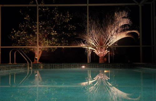 AMAZING South Lake View, 4 Bed 3 Bath, 6 TVs, PS5 VR2, Piano, UNIQUE endless pool - Foto 1