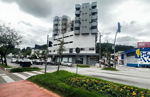 Arthi - Lindo Apto Central com Garagem - Foto 4