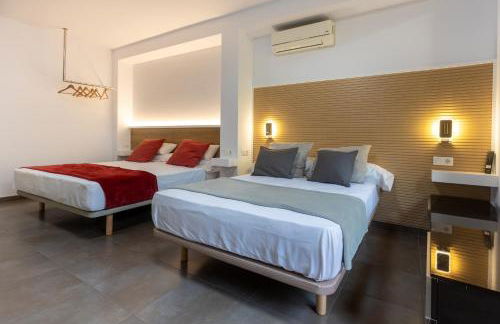 Apartamentos enfrente del Museo Dalí - Foto 31