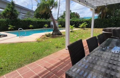 3 Large Bedrooms Hot Tub Golf Cart - Foto 12