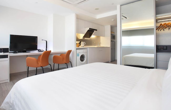 Wilby Central Serviced Apartments - Photo 8