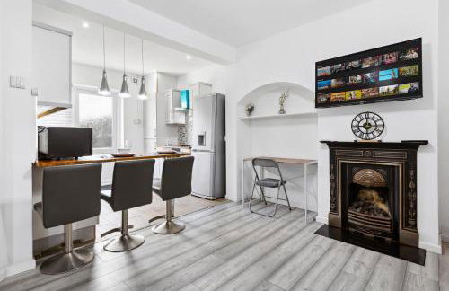 2-Bed House, Bromley, Free Parking, 30 min to Central London - Sleeps 6 - Foto 7