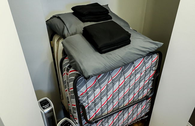 Perfect DTWN Condo with King beds - Foto 26