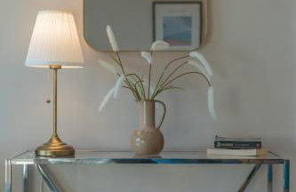 Large 4BR - Ideal Long Stays - Parking - Fast WiFi - Foto 11