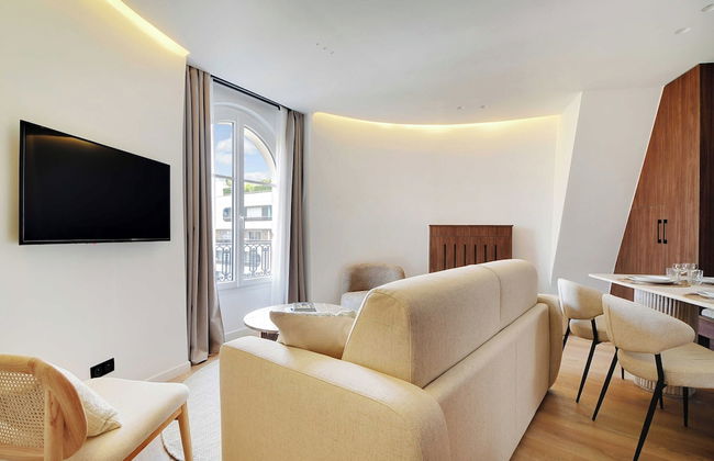 Modern Apt -1br/4p - View Eiffel Tower / Passy - Foto 17