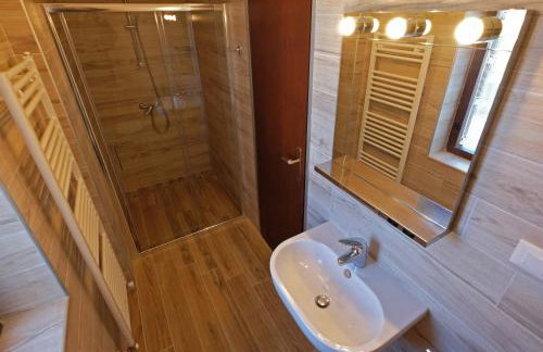 Villa Komel with Pool - Foto 17