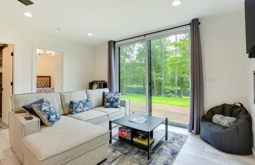 Lakefront Catskills Container Home Private Lake - Foto 3