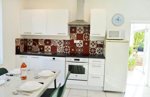 Le Cottage Bien-Etre Jacuzzi Piscine Chauffée Privée du Tarn entre Toulouse et Albi & Les Cottages du Tarn - Foto 33