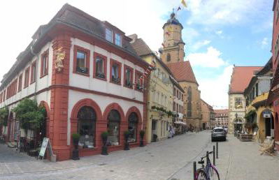 Palais-Volkach - Foto 1