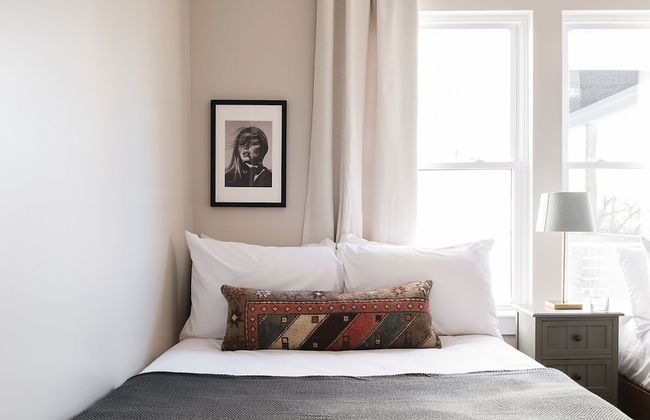 Stapleton Mcgraw by Avantstay 2 Units Sleeps 16 Spacious Home in Nashville - Photo 17