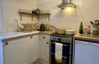 The Painter’s Retreat - Photo 22