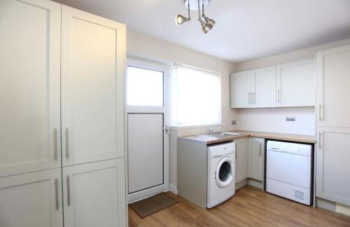 Fabulous beachfront 3 bed house with parking - Foto 15