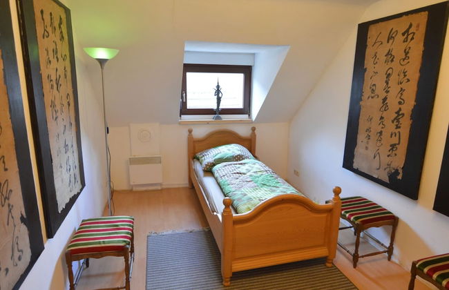 Charming Holiday Home in Neumagen-dhron - Foto 12